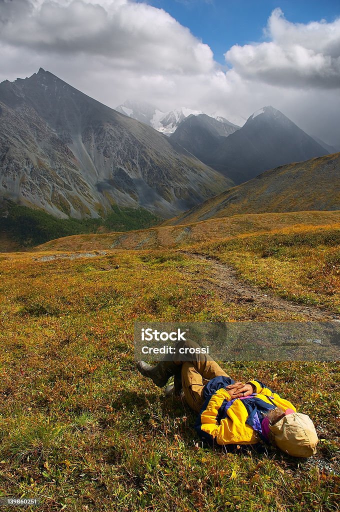 Männer und die Berge - Lizenzfrei Abenteuer Stock-Foto