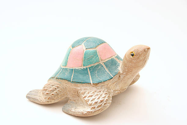 istock turtle of wood 139860385
