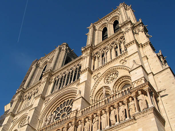 notre dame de paris - quasimodo stock-fotos und bilder