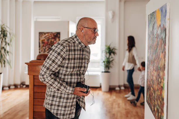 istock Man in art gallery 1398608369