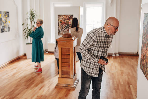 istock Man in art gallery 1398608392