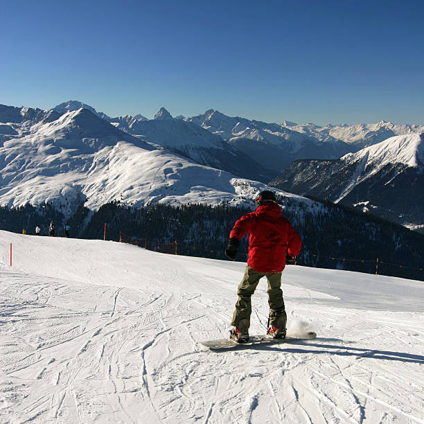 스키타기 스위스 알프스 - davos apres ski snow sunlight 뉴스 사진 이미지
