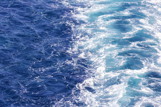 istock Foam waves blue sea water texture 1398622891