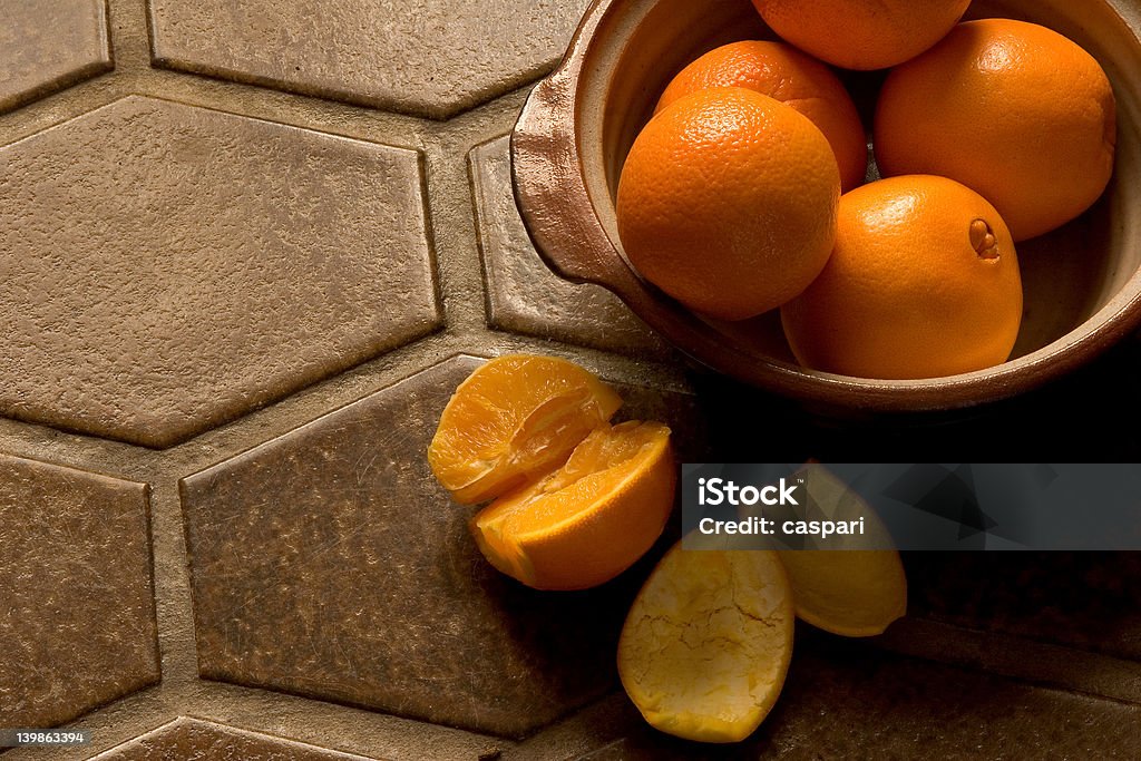 Tigela de laranjas em espanhol chão de mosaico - Royalty-free Alimentação Saudável Foto de stock