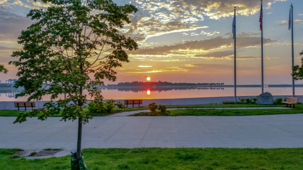 istock Sunrise over the Sugar Bowl In Southie 1398639450