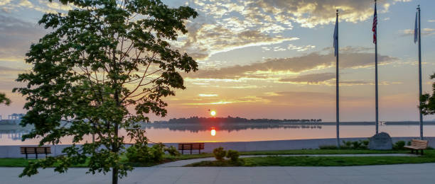 istock Sunrise over the Sugar Bowl In Southie 1398639456