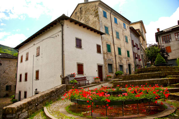 Riolunato. Castello e borgo antico dell'Appennino modenese. Modena, Emilia Romagna. Italia stock photo