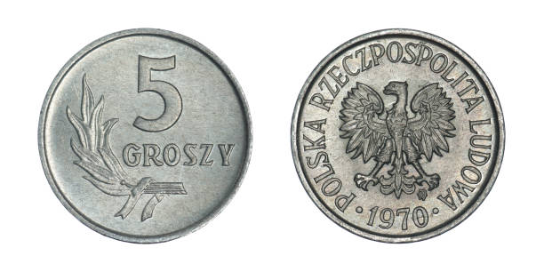 istock Poland 5 groszy, 1970 1398660725