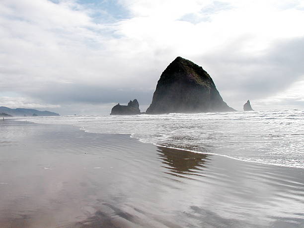 Haystack Rock, Cannon Beach, Oregon stock photo