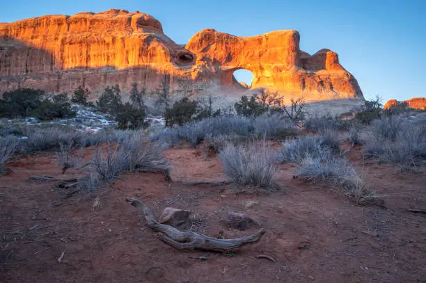 Tunnel Arch at Arches National Park, sunrise, winter time