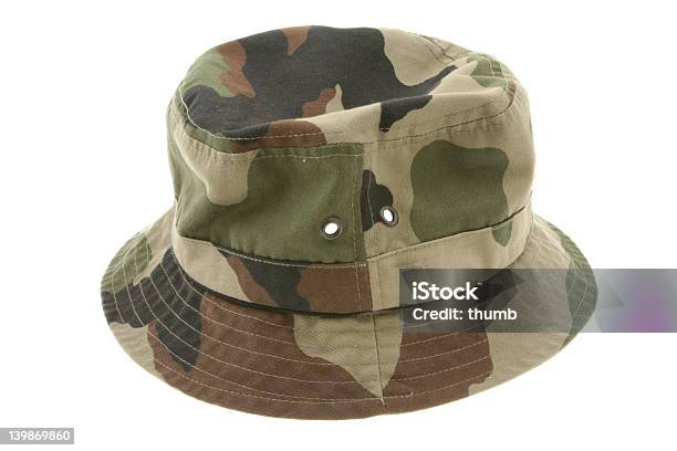 Cappello Camouflage - Fotografie stock e altre immagini di Abbigliamento - Abbigliamento, Abbigliamento mimetico, Berretto