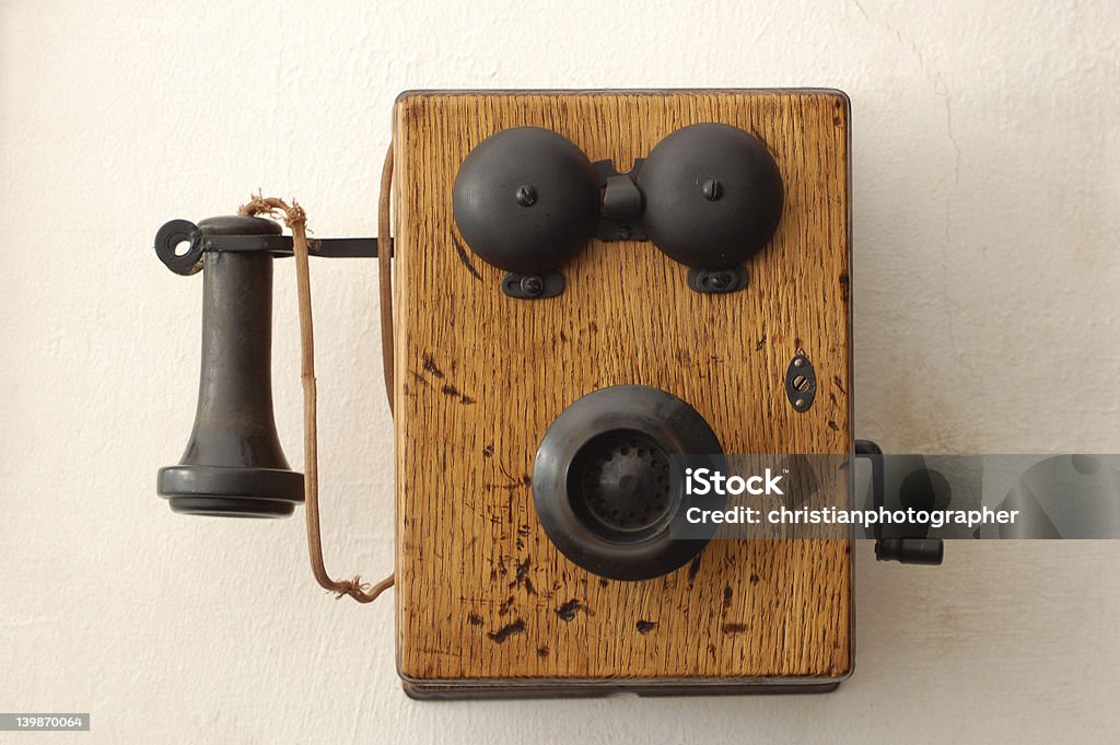 Antique telephone - Lizenzfrei Telefon Stock-Foto