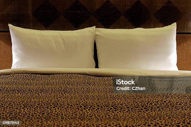 Двуспальной Кровать — стоковые фотографии и другие картинки Мотель - Мотель, Тайвань, Азия