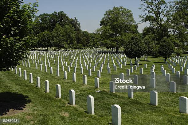 Recordatorio El Cementerio De Arlington Foto de stock y más banco de imágenes de Aire libre - Aire libre, Azul, Batalla