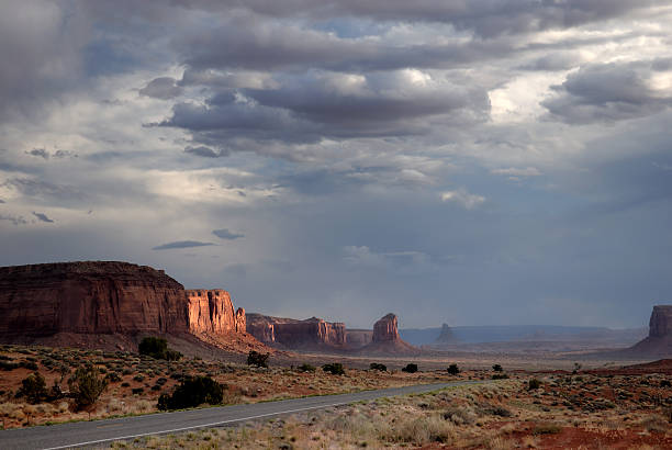 Strada di Monument Valley - foto stock