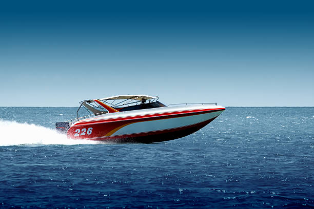 fast ドライブ。 - motorboat nautical vessel speedboat lake ストックフォトと画像