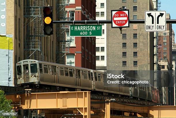 Die Schleife Stockfoto und mehr Bilder von Chicago - Illinois - Chicago - Illinois, Elektro-Fahrzeug, Ansicht aus erhöhter Perspektive