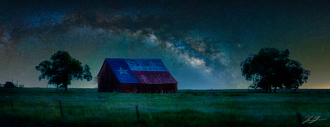 Milky Way stretching over the remote fields of Texas