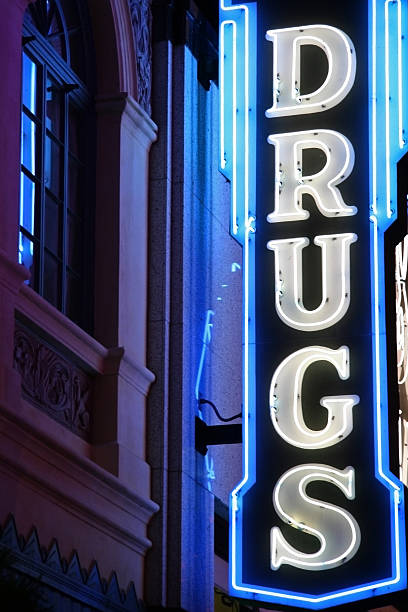 istock Drug Neon Sign 139872479