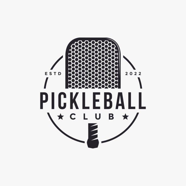 vintage pickleball logo icon vektor auf weißem hintergrund - racketball racket ball court stock-grafiken, -clipart, -cartoons und -symbole
