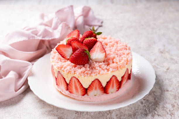 fraisier, strawberry shortcake - fruitcake cake fruit dessert imagens e fotografias de stock