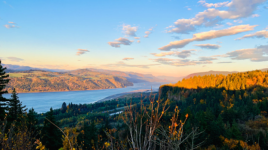 Sunset over the cliff with the Vista house and the Columbia river near Portland, Oregon