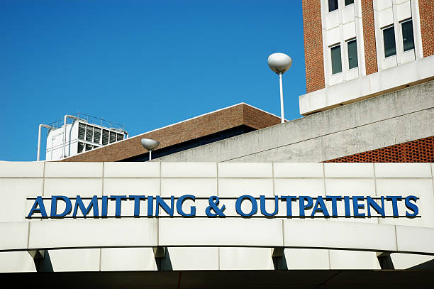 istock Hospital exterior admitting and outpatient sign 139875695