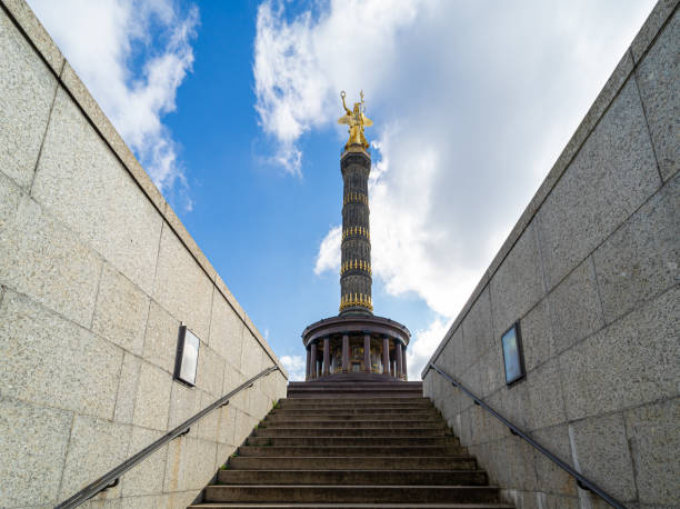 istock Low Angle View Of Statue Against Sky 1398773707