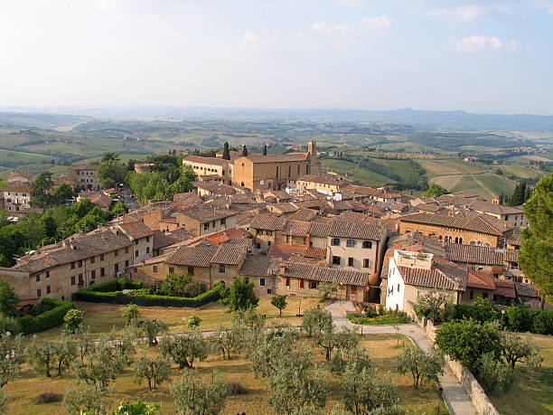 istock Country town in Tuscany 139877474