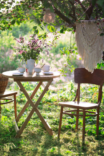 istock tea party in the garden 1398775779