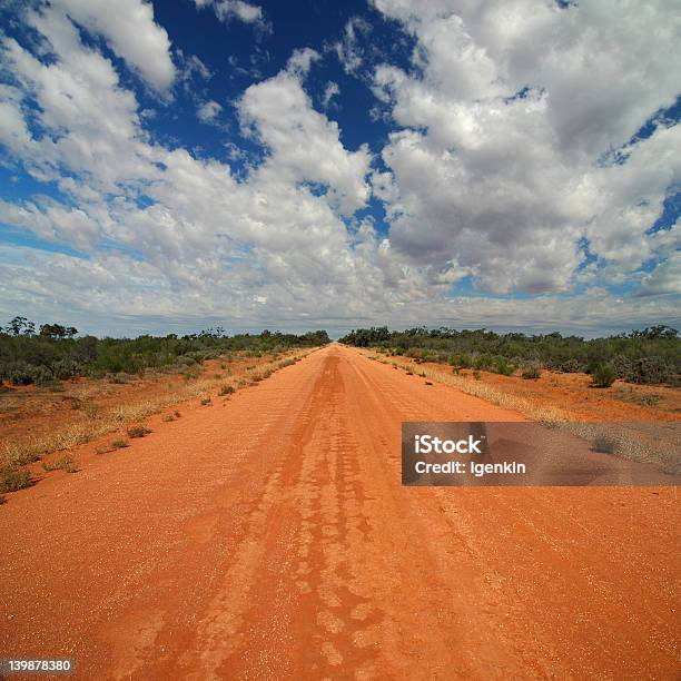 Foto de A Rural Road e mais fotos de stock de Austrália - Austrália, Deserto, Deserto australiano