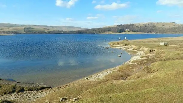 This is taken on March 18, 2022 at a fieldtrip event in Malham. Malham Tarn is a protected glacial lake at 377m above sea level, one of the few upland alkaline lakes in England and home to different special and endangered aqua species like the white-clawed crayfish.