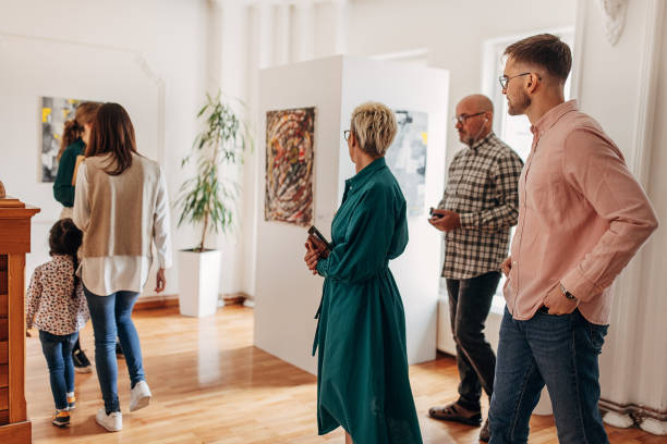 istock People in art gallery 1398790257