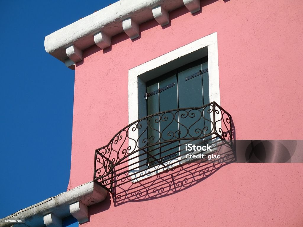 Rosa ventana) - Foto de stock de Azul libre de derechos