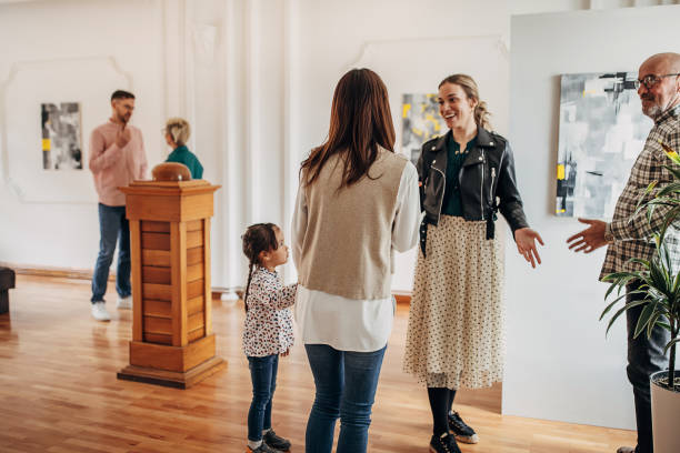 istock People in art gallery 1398810862