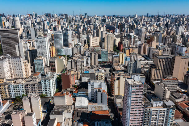 vue de la ville de sao paulo, brésil. - aerial view office park business built structure photos et images de collection