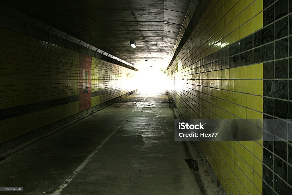 túnel - Foto de stock de Andar en bicicleta libre de derechos