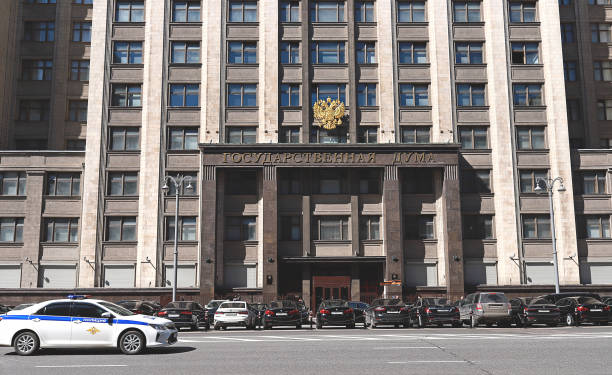Building exterior of the State Duma commonly abbreviated in Russian as Gosdum Moscow, Russia - 04.17.22: Building exterior of the State Duma commonly abbreviated in Russian as Gosduma, is the lower house of the Federal Assembly of Russia. The Duma headquarters campaign headquarters stock pictures, royalty-free photos & images
