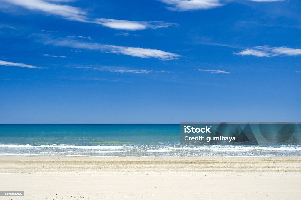 Tranquila playa - Foto de stock de Agua libre de derechos