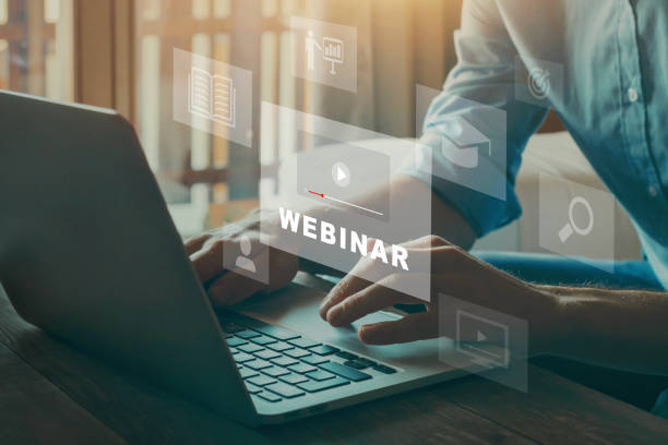 concept de webinaire, étude en ligne, apprentissage en ligne - conférence en ligne photos et images de collection