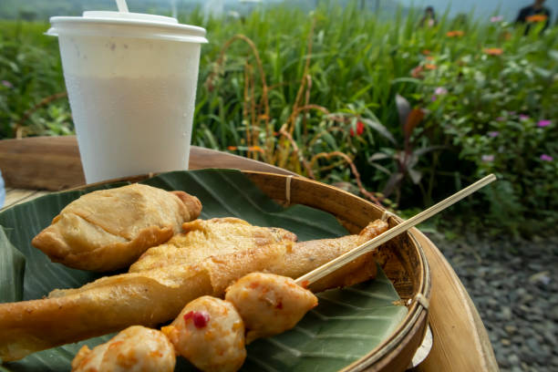 istock Indonesian Traditional Food 1398856134