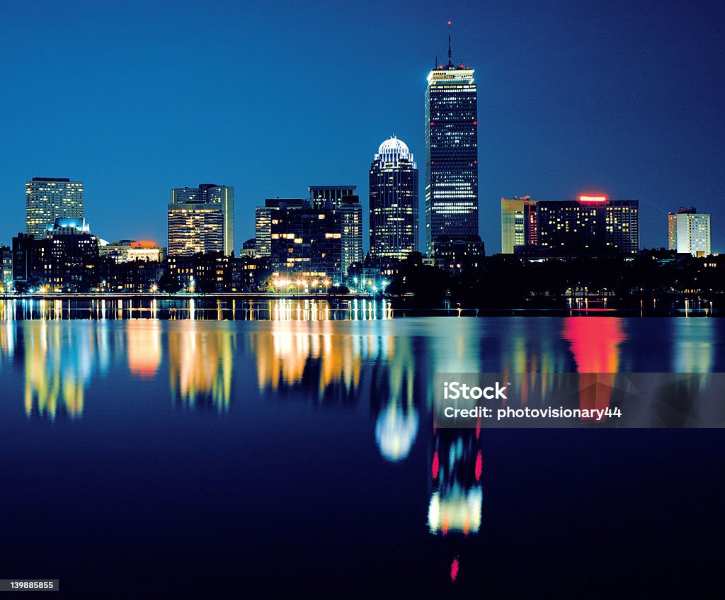 Boston am Abend (Farbe - Lizenzfrei Boston Stock-Foto