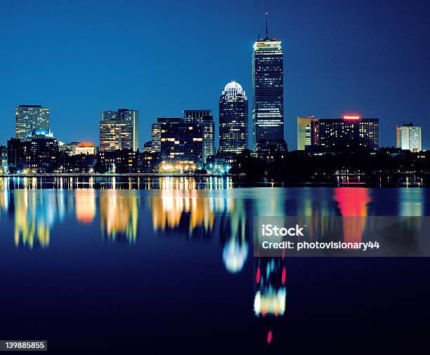Boston Am Abend Farbe Stockfoto und mehr Bilder von Boston - Boston, Stadtsilhouette, Nacht