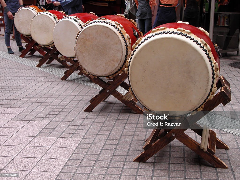 Tambores perspectiva japonés - Foto de stock de Actuación - Espectáculo libre de derechos