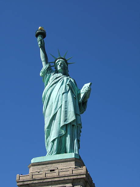 istock Statue of Liberty 139889757