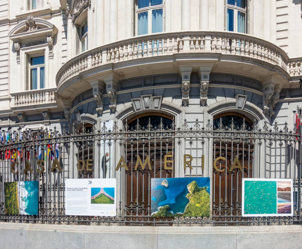 casa de américa, madrid, espanha - palacio de linares - fotografias e filmes do acervo