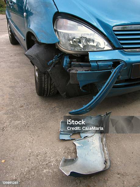Car 사고 범퍼에 대한 스톡 사진 및 기타 이미지 - 범퍼, Stock Market Crash, 거리