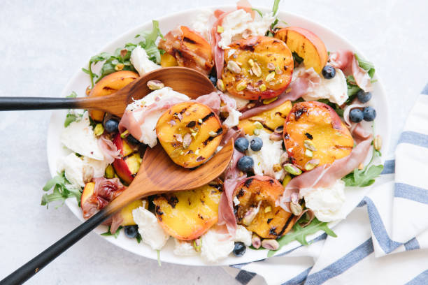 istock A peach prosciutto salad 1398917881