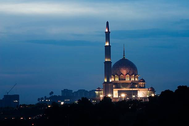 istock Putrajaya mosque, Kuala Lumpur, Malaysia. 139891928