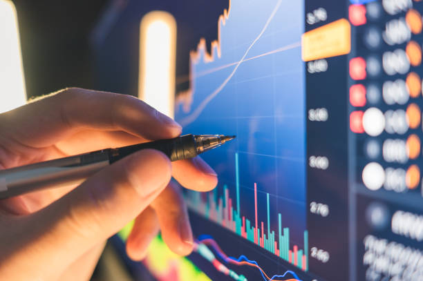 istock Fintech trade investment in and cryptocurrencies stock from online platform data analysis graph 1398928031
